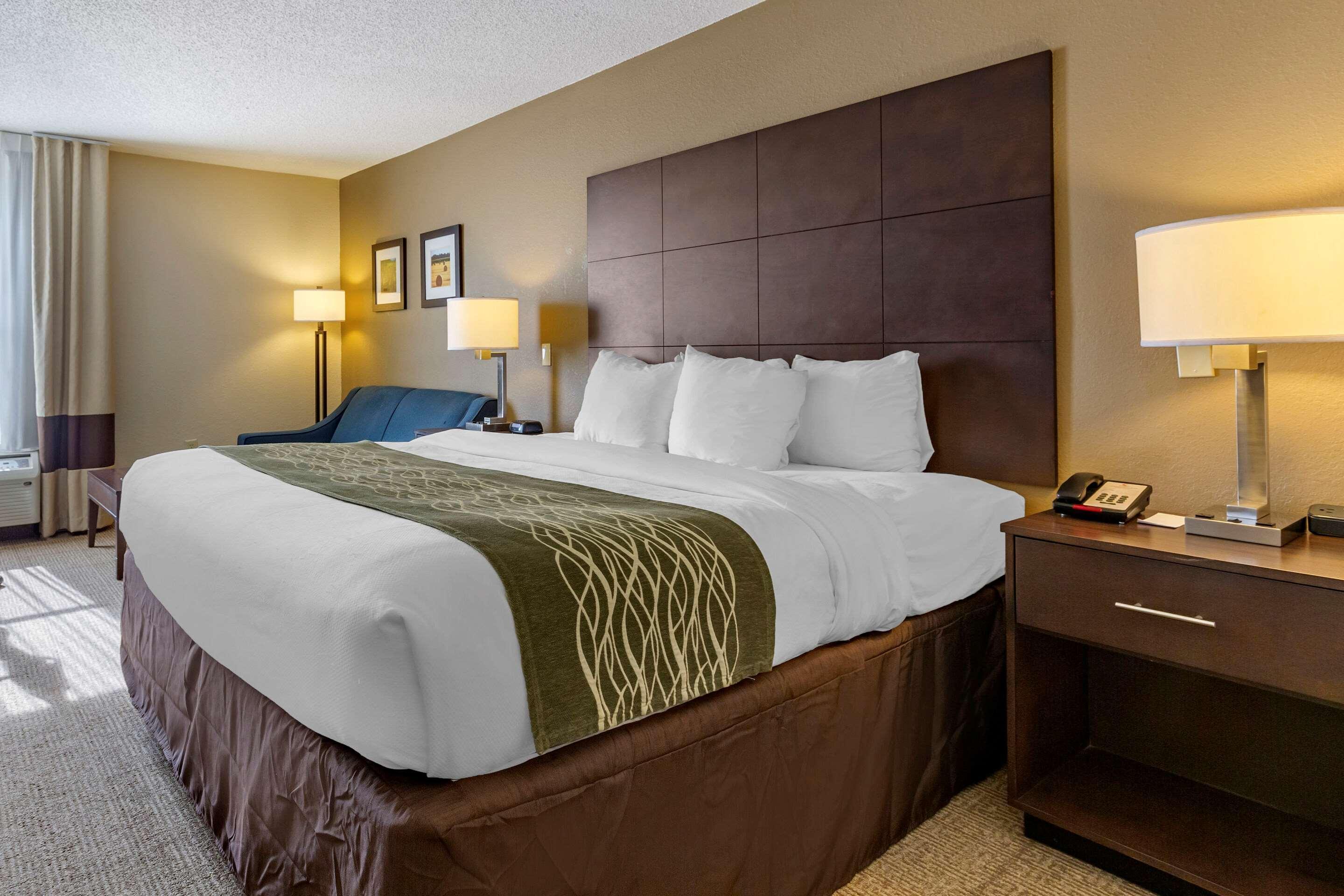 Comfort Inn Clinton Εξωτερικό φωτογραφία