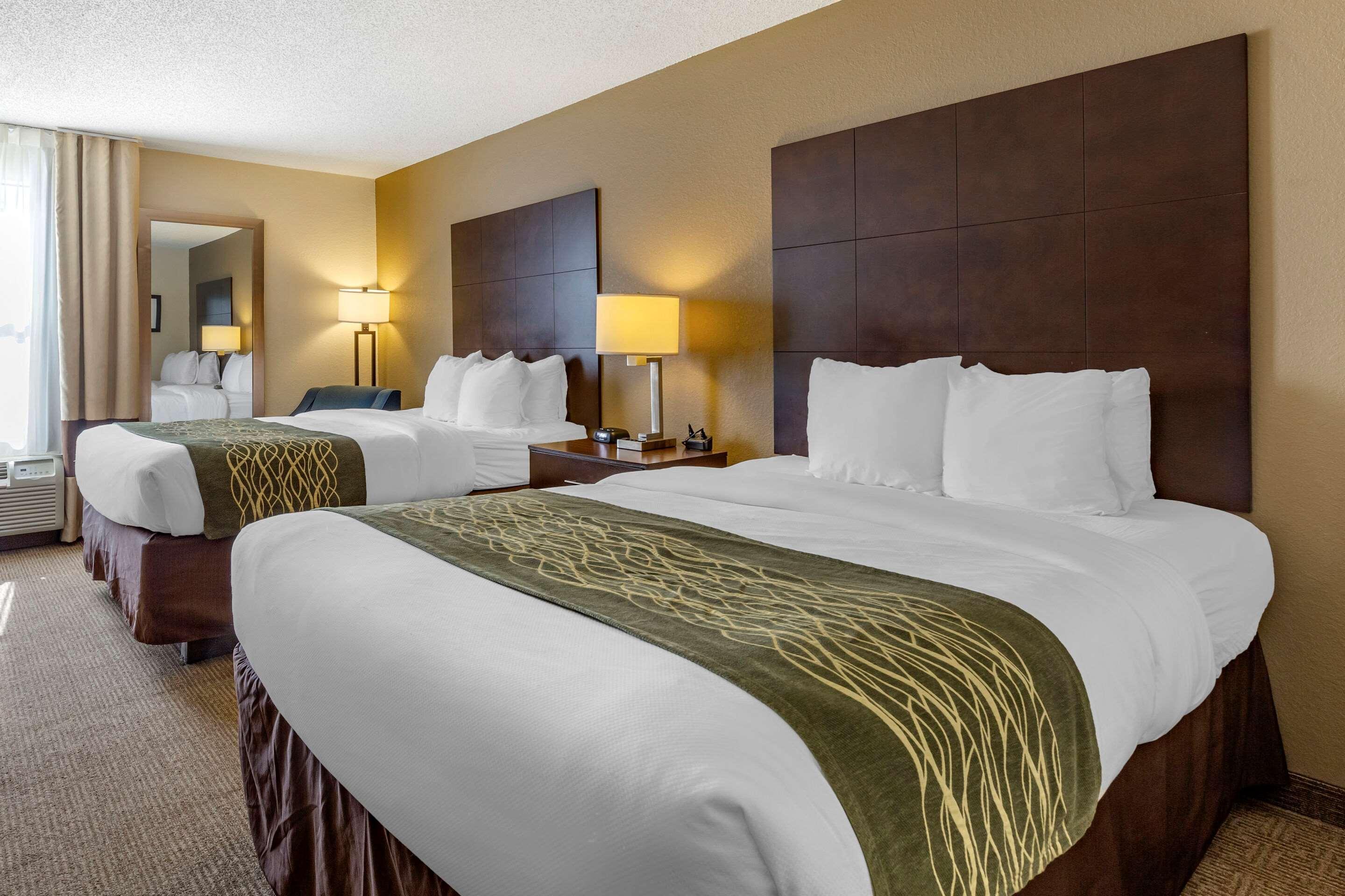 Comfort Inn Clinton Εξωτερικό φωτογραφία