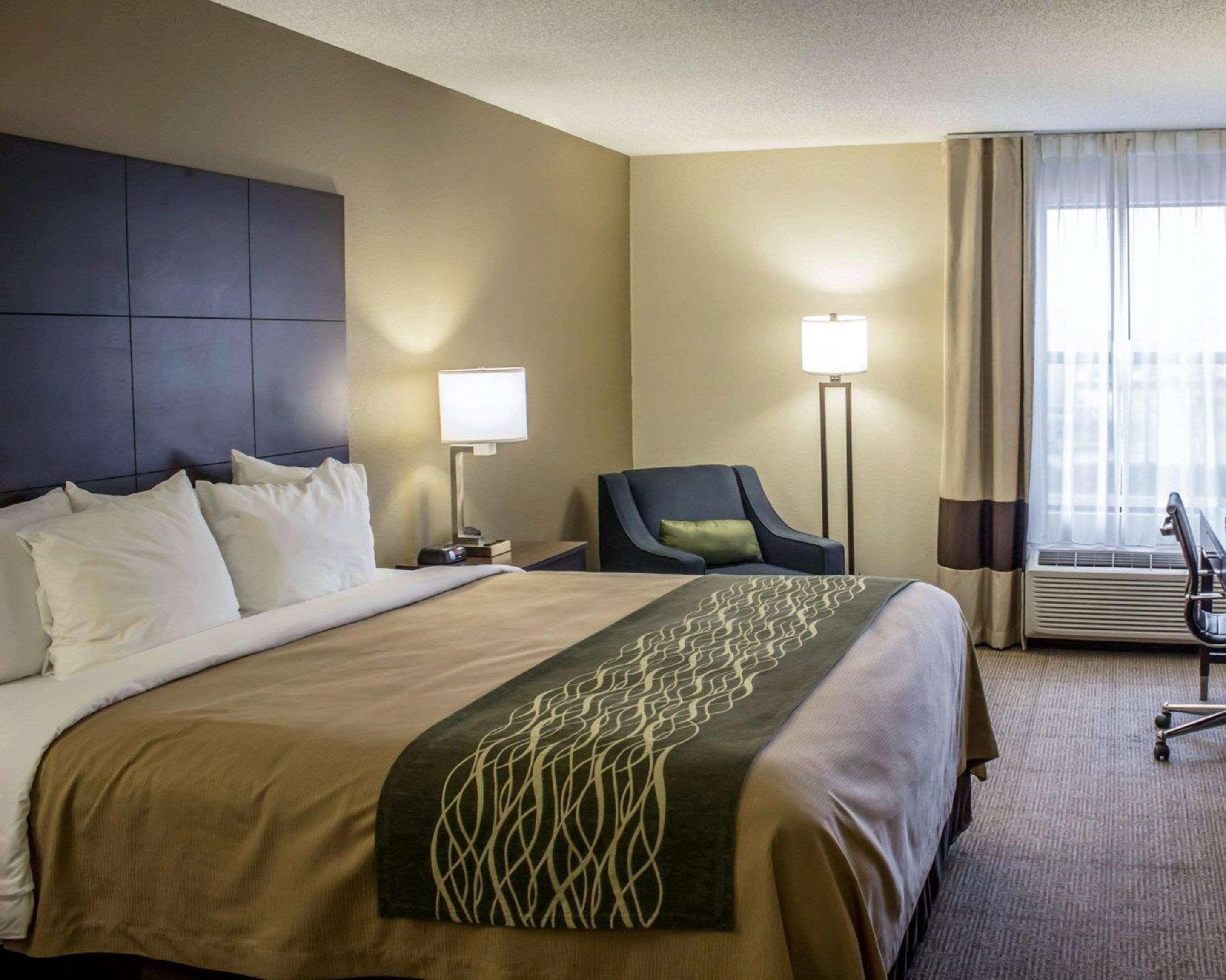 Comfort Inn Clinton Εξωτερικό φωτογραφία