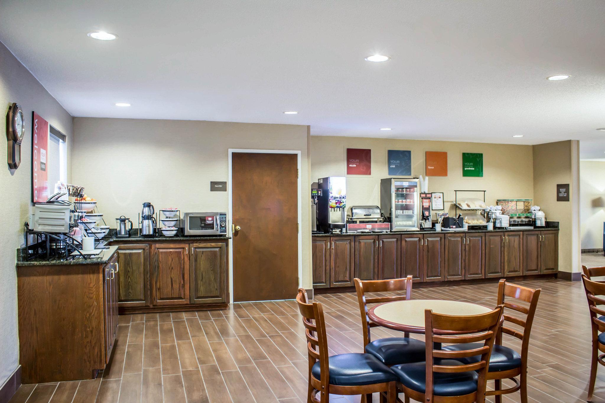 Comfort Inn Clinton Εξωτερικό φωτογραφία