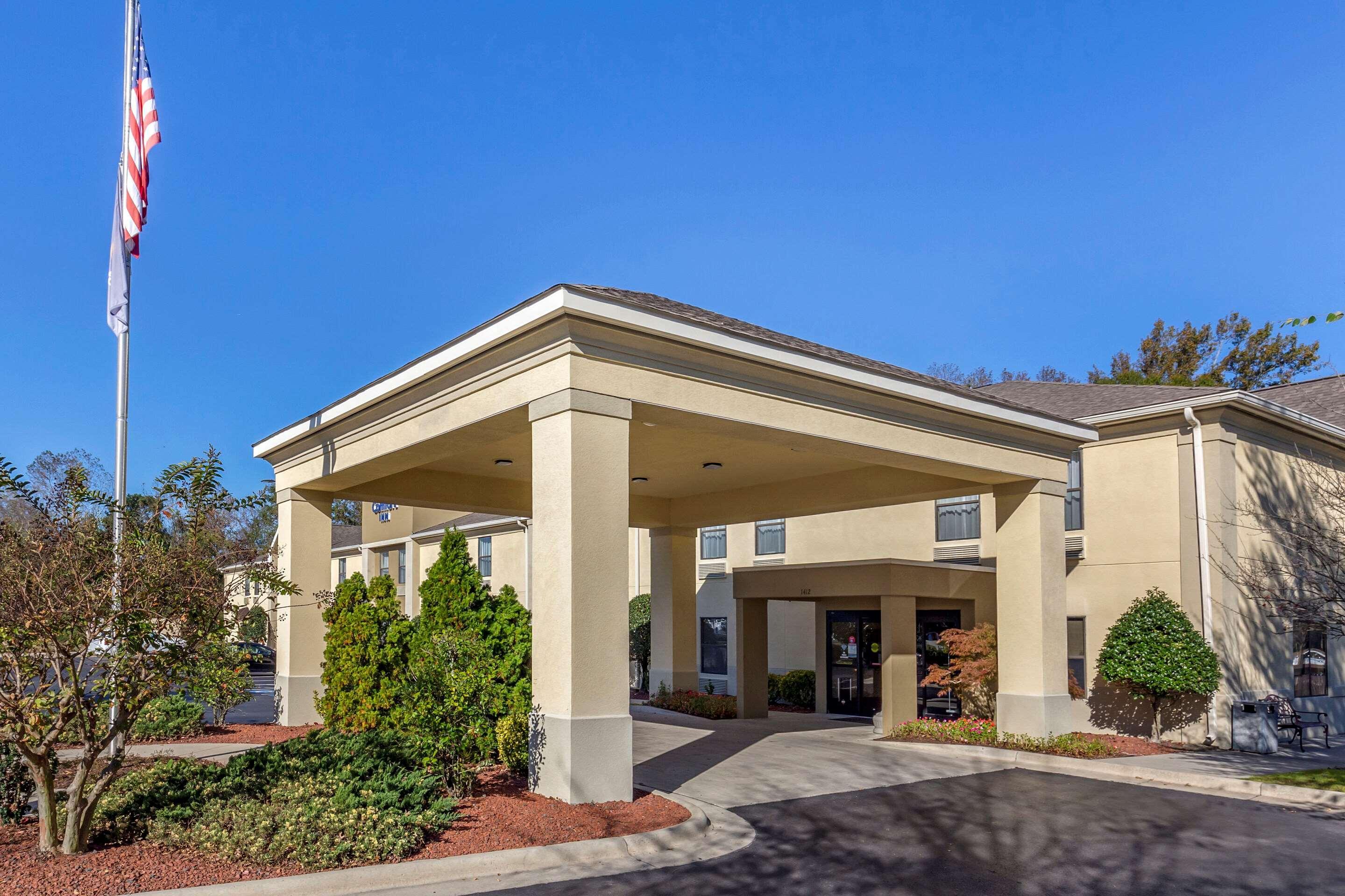 Comfort Inn Clinton Εξωτερικό φωτογραφία