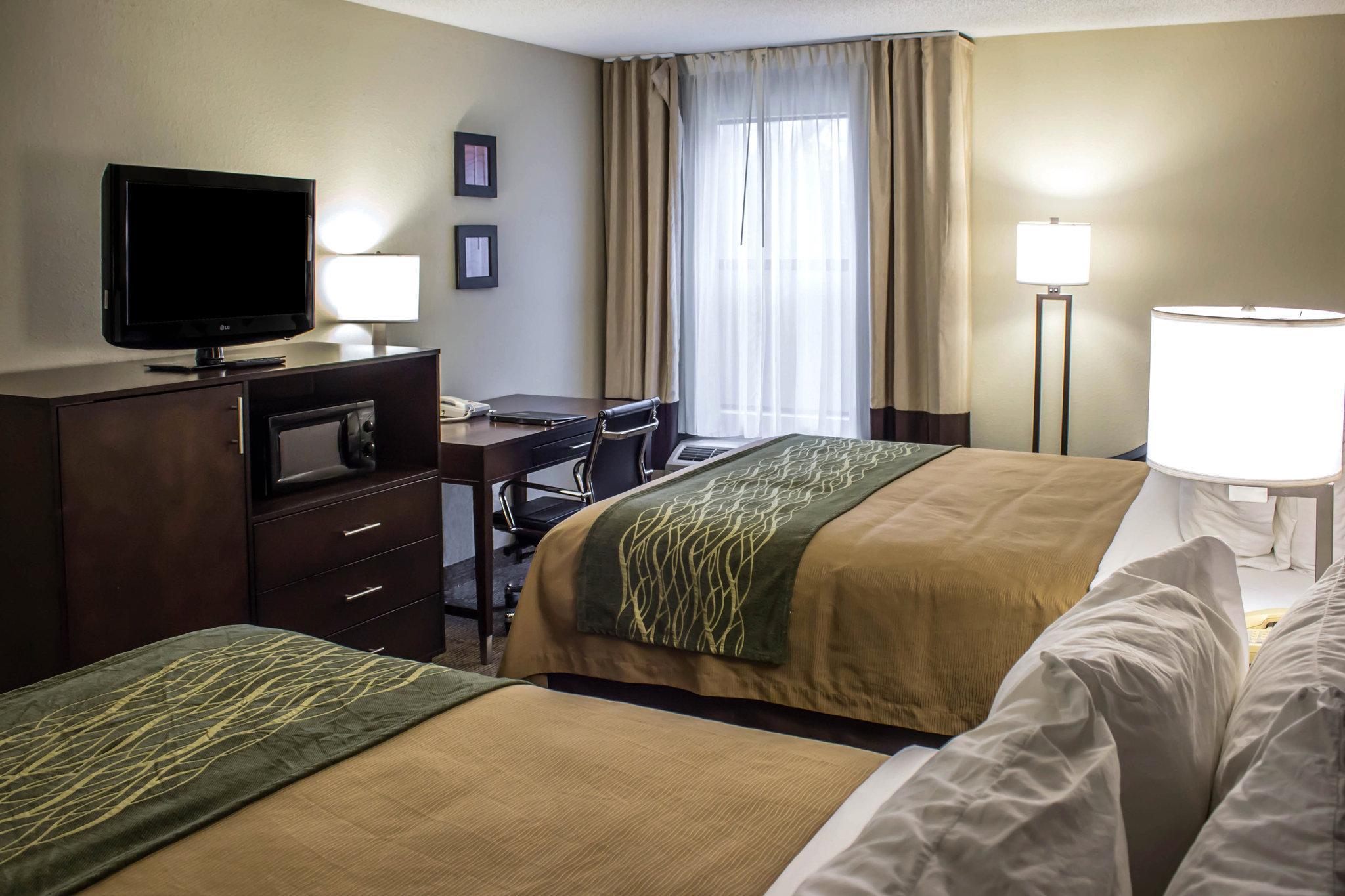 Comfort Inn Clinton Εξωτερικό φωτογραφία