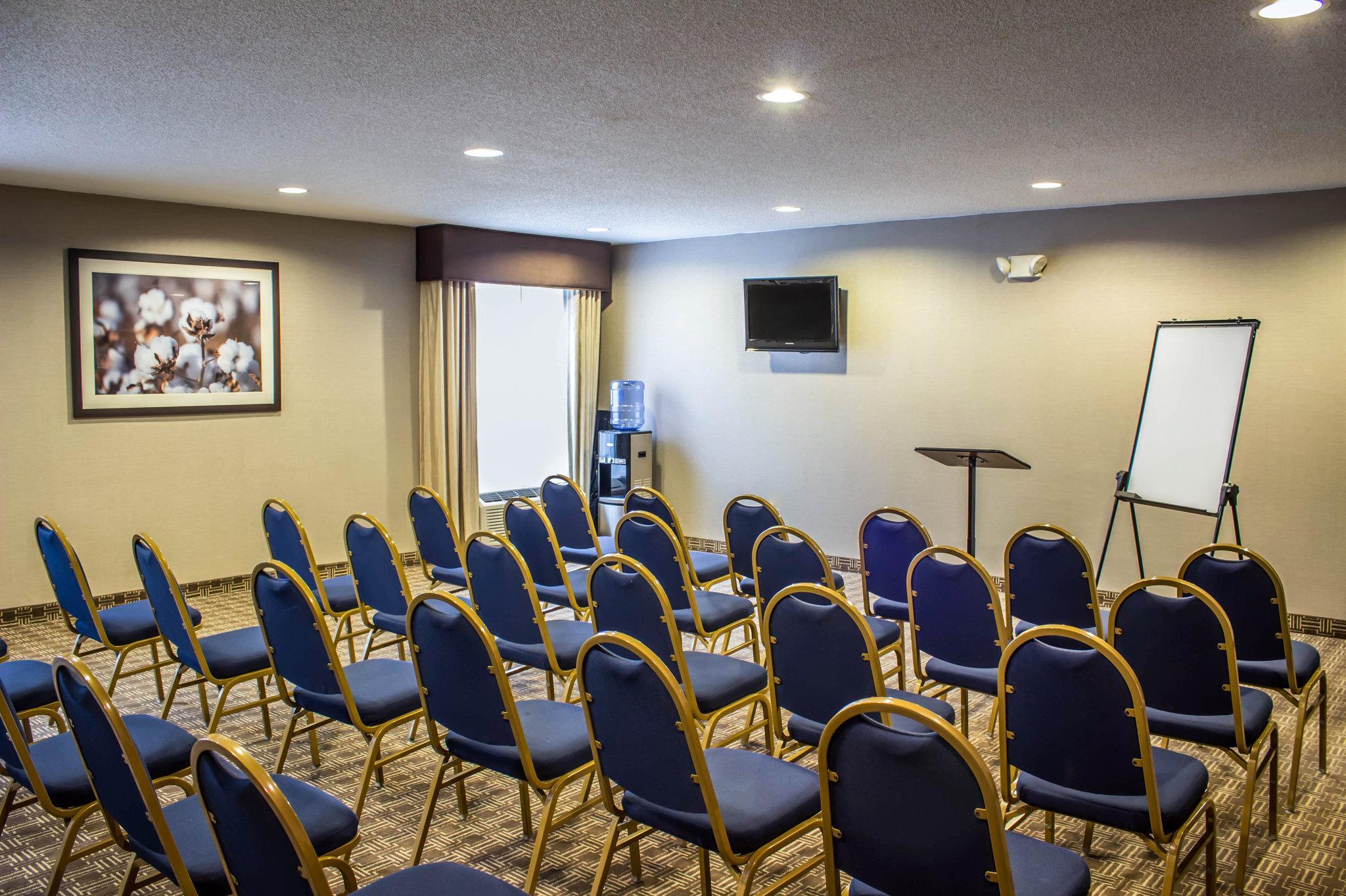 Comfort Inn Clinton Εξωτερικό φωτογραφία