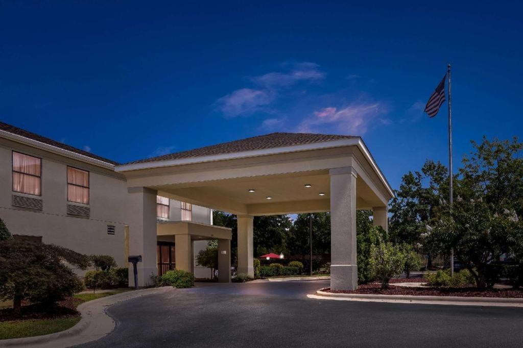 Comfort Inn Clinton Εξωτερικό φωτογραφία