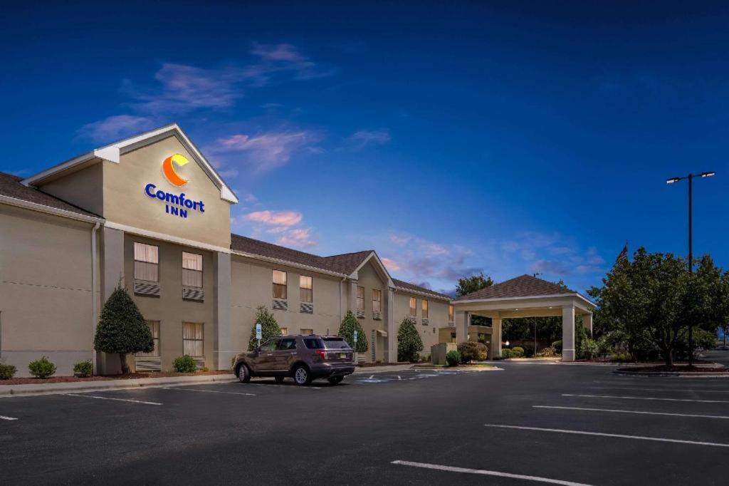 Comfort Inn Clinton Εξωτερικό φωτογραφία